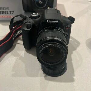 Canon EOS Rebel T7 DSLR with 18-55mm Lens WITH Camera Bag